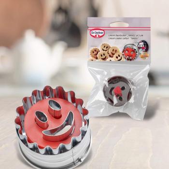 Preview: Dr.Oetker Ausstecher "Lachendes Gesicht" 5x4cm mechanisch