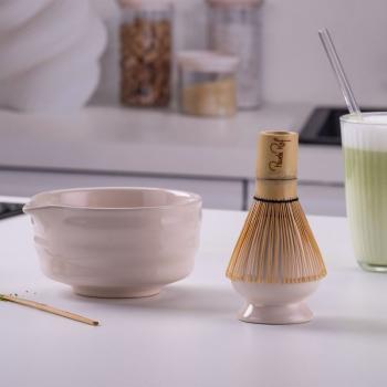 Preview: Fackelmann Pamela Reif Matcha-Set 4-teilig mit Bambusbesen